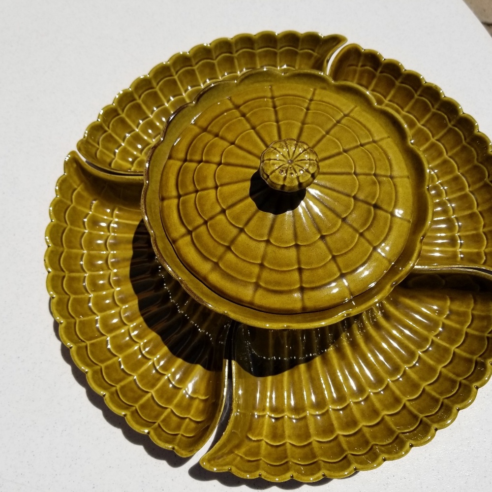 Seashell Clam 6 piece Serving Dip Holder